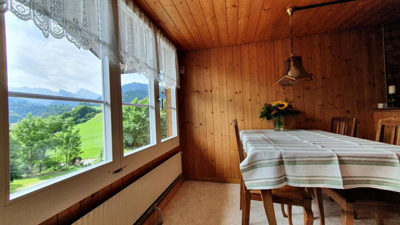 Adlerhorst - Apartment Im Niedersimmental Oey Dış mekan fotoğraf